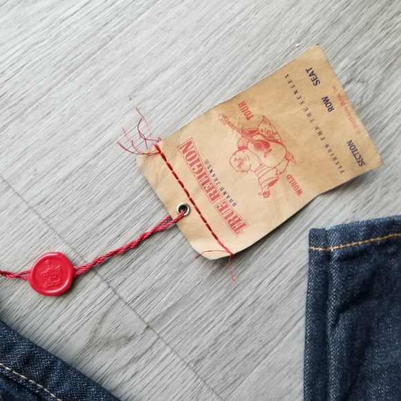 34 X 38 NWT True Religion Jeans - Picture 4 of 7
